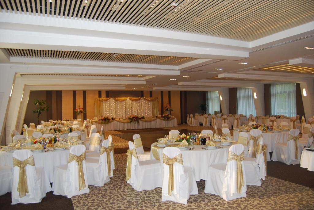 Nyíregyháza Hotel Pagony Wellness מראה חיצוני תמונה