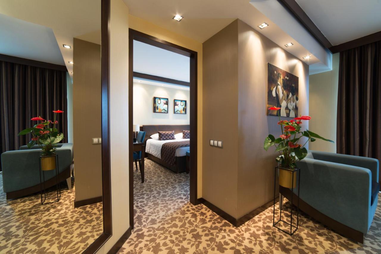 Nyíregyháza Hotel Pagony Wellness מראה חיצוני תמונה