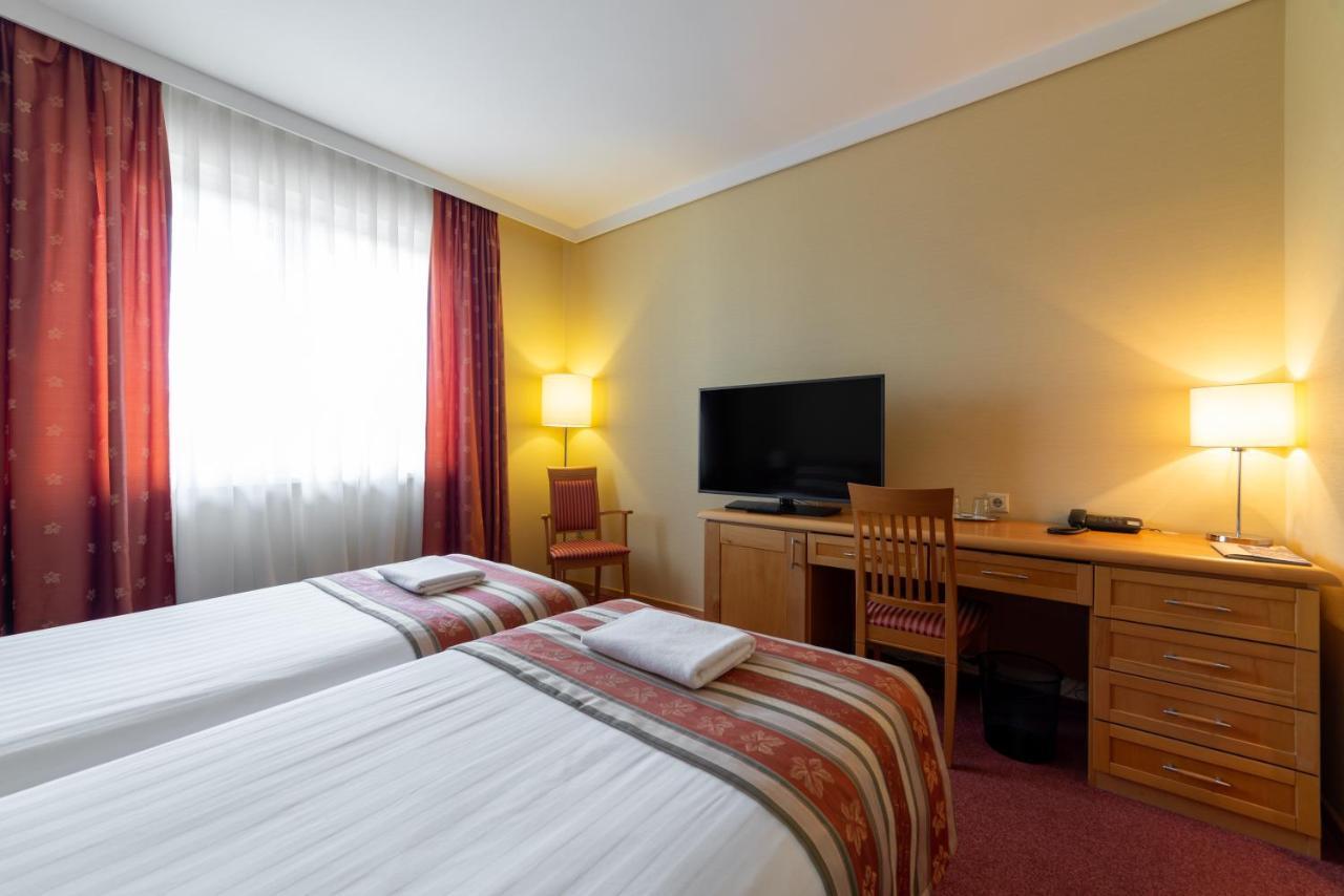 Nyíregyháza Hotel Pagony Wellness מראה חיצוני תמונה